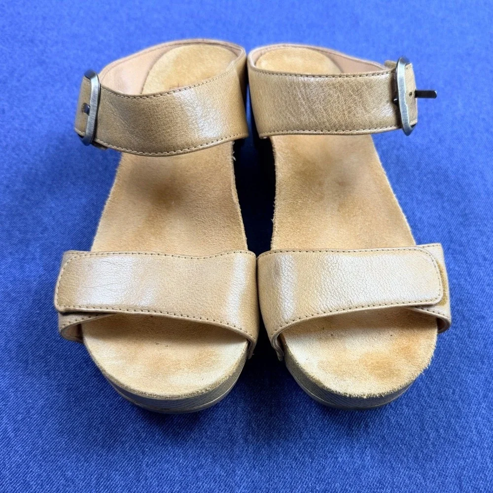 Dansko Women Tan Leather Wedge Sandals Buckle Strap Comfort Shoes Size 38